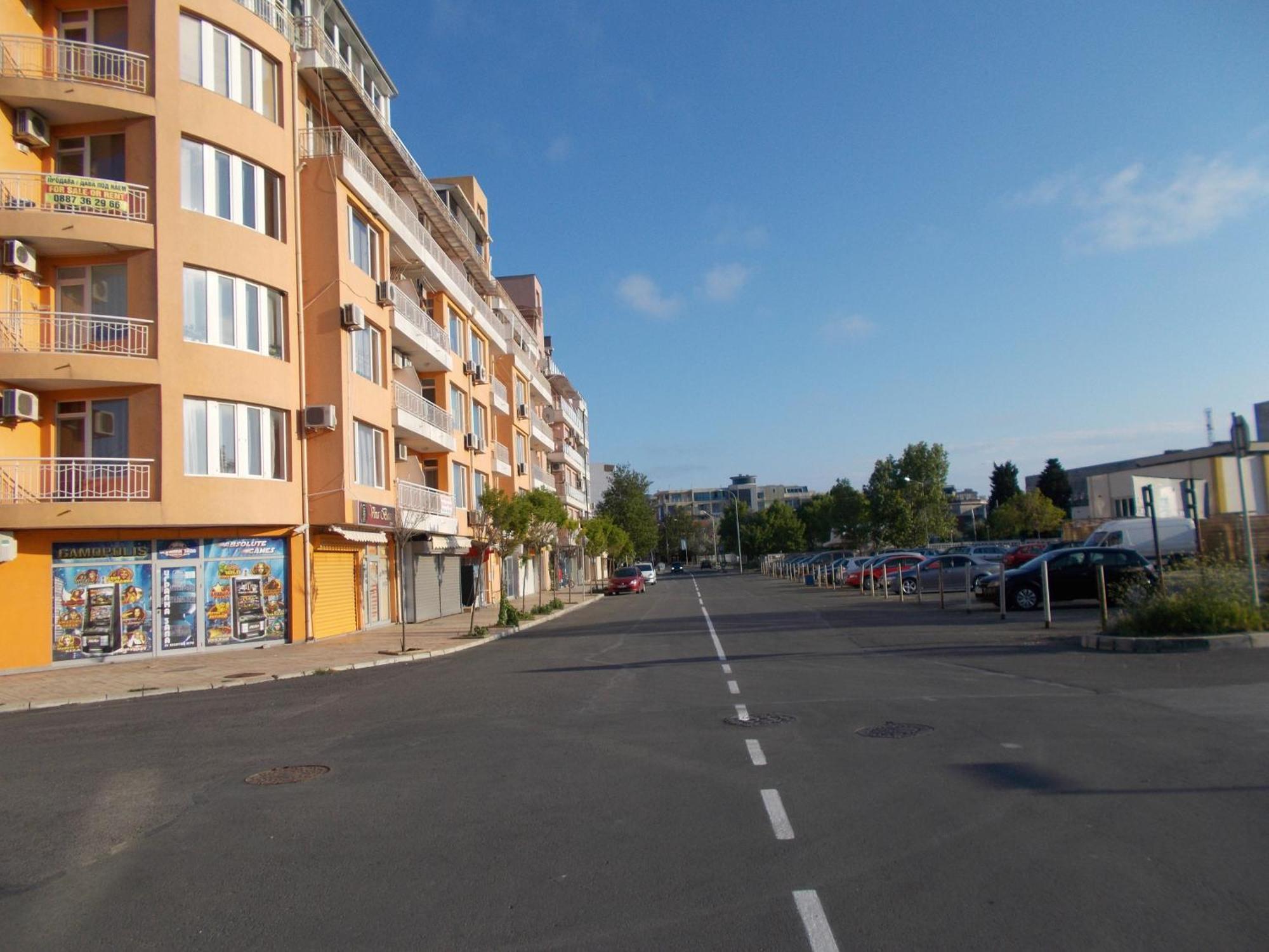 Apartamenti Zhelezovi Поморие Екстериор снимка