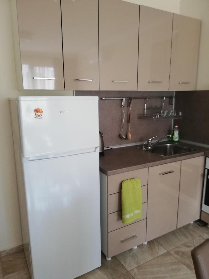 Apartamenti Zhelezovi Поморие Екстериор снимка